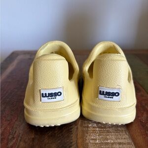 Lusso cloud yellow kids shoes